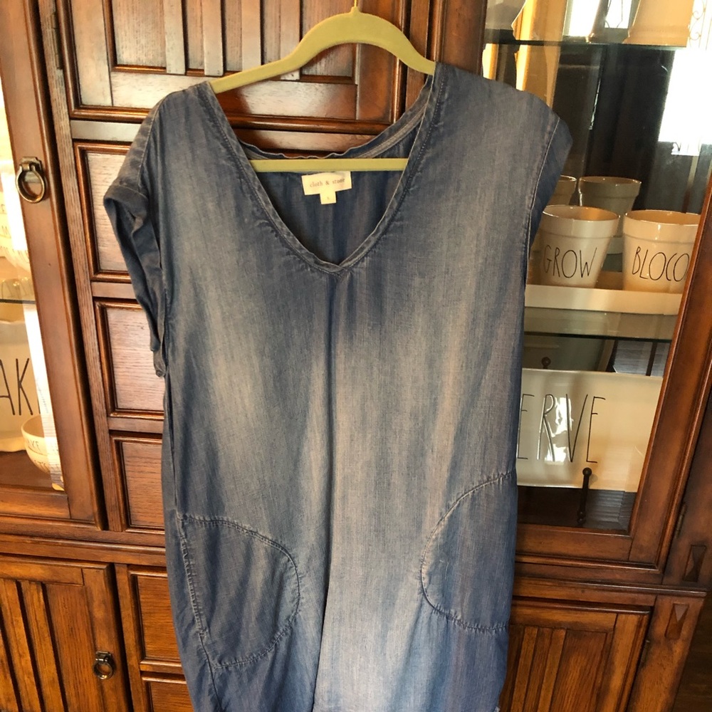 Cloth and Stone Chambray dress.